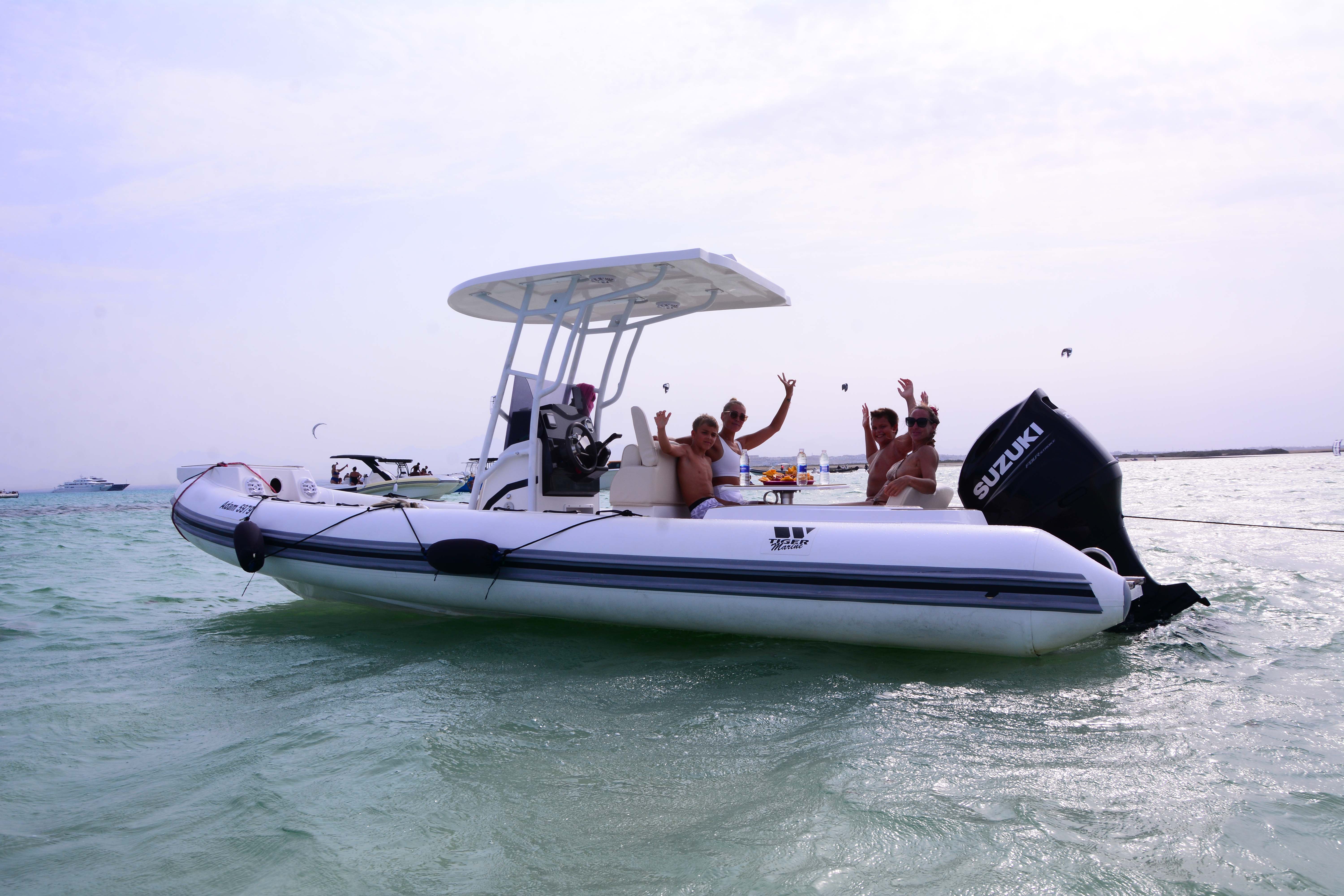 Speedboat 